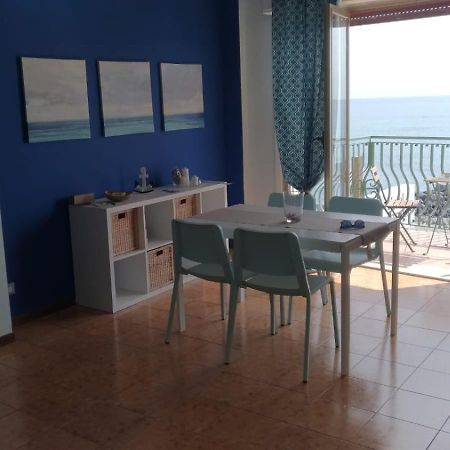 BeachFront Giardini-Naxos Exterior foto